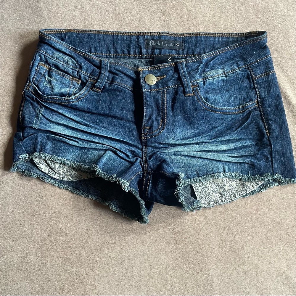 Black Crystal Short Jean Shorts - Juniors Size 3